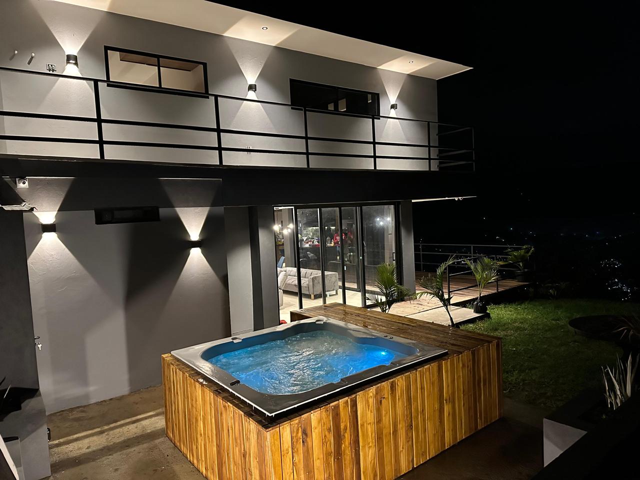 CASA FINCA EN VENTA UBICADO EN GIRARDOTA