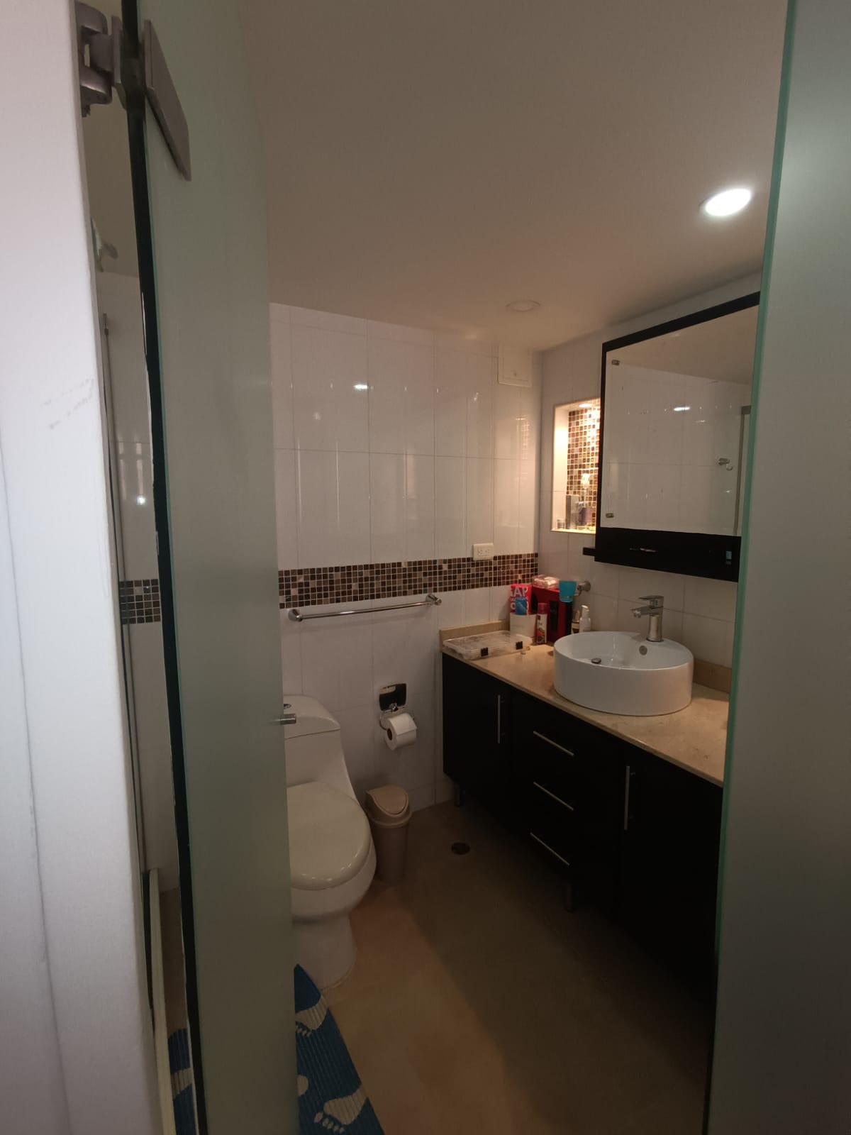 se vende casa laureles