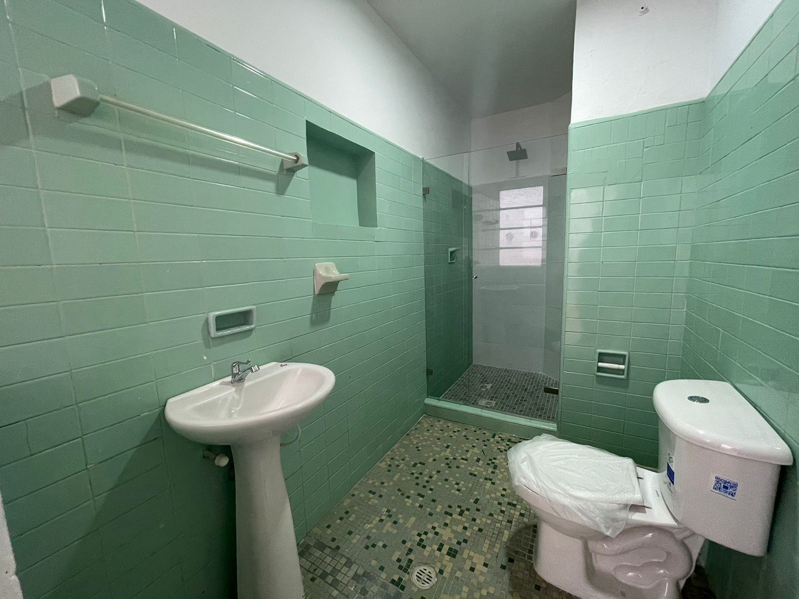 ARRIENDO CASA SANTA MONICA  PRIMER PISO