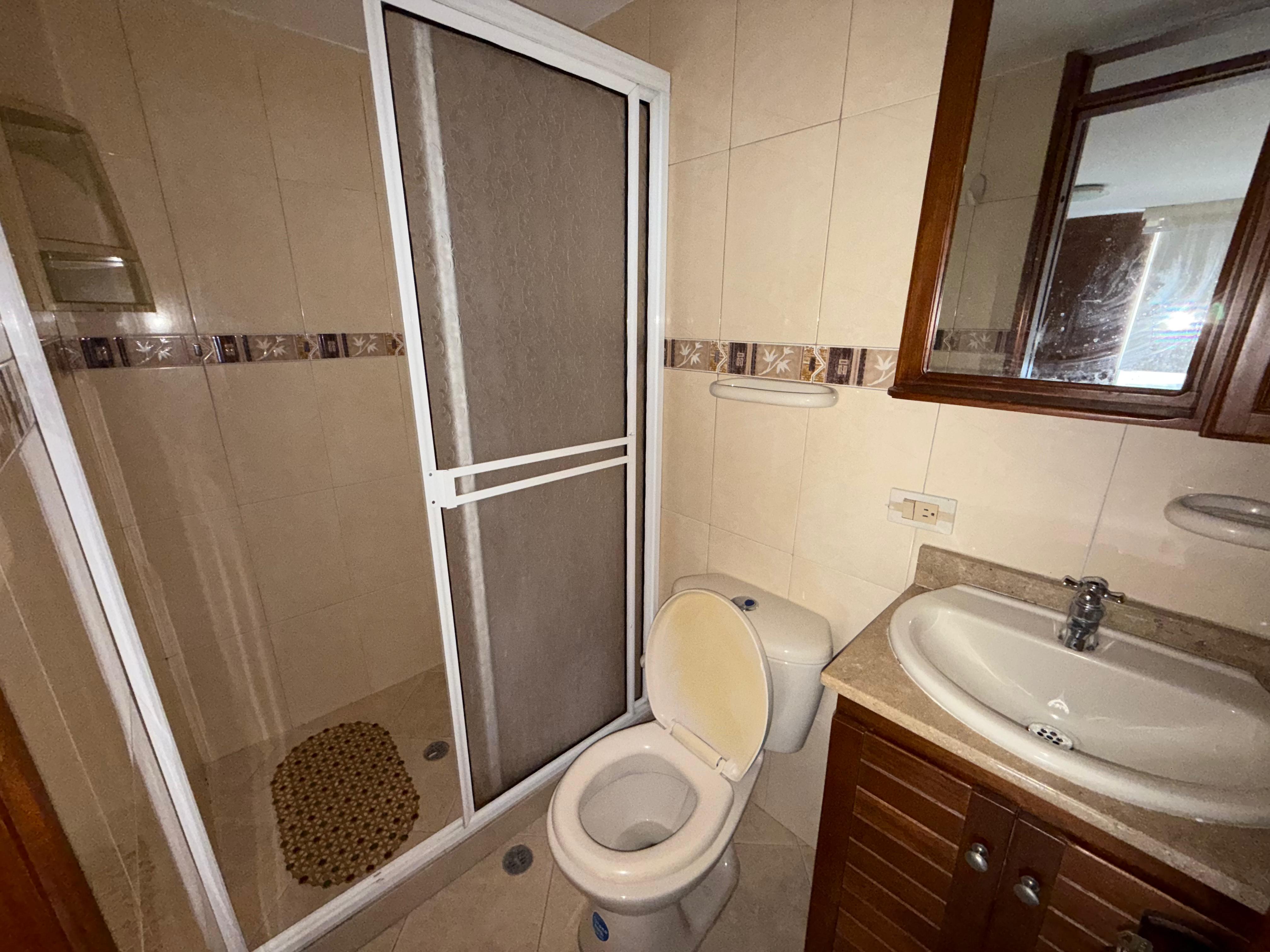 ARRIENDO APARTAMENTO EN CALASANZ PARTE ALTA