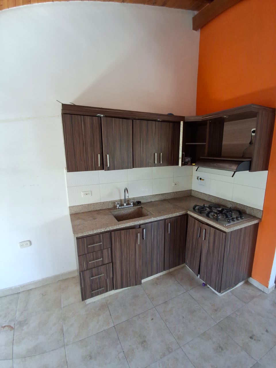 ARRIENDO APARTAMENTO EN SANTA MONICA 2