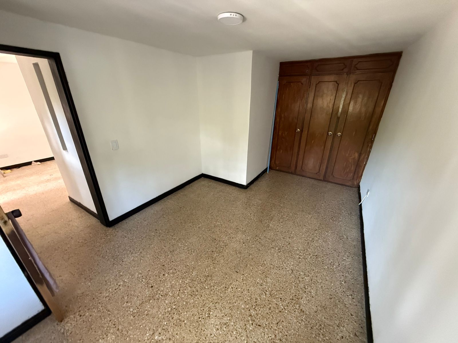 ARRIENDO APARTAESTUDIO EN LA FLORESTA