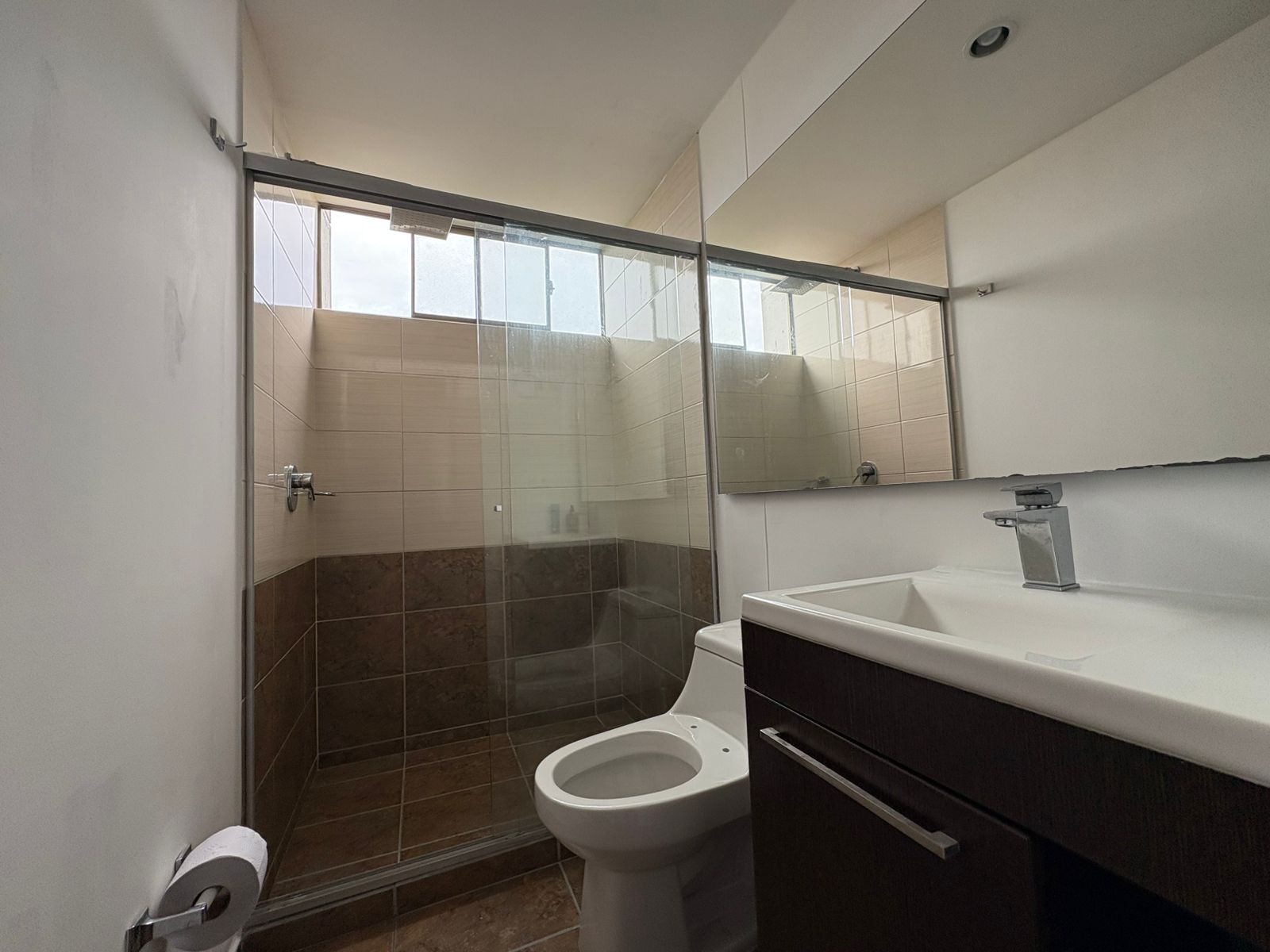 ARRIENDO APARTAMENTO LAURELES