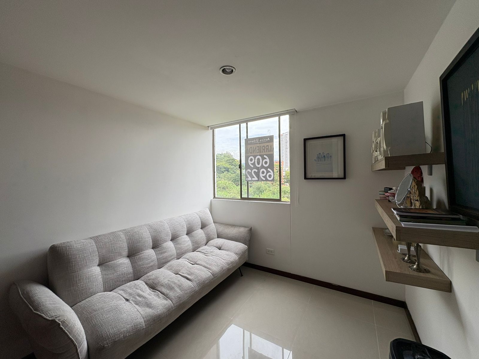 ARRIENDO APARTAMNTO AMOBLADO