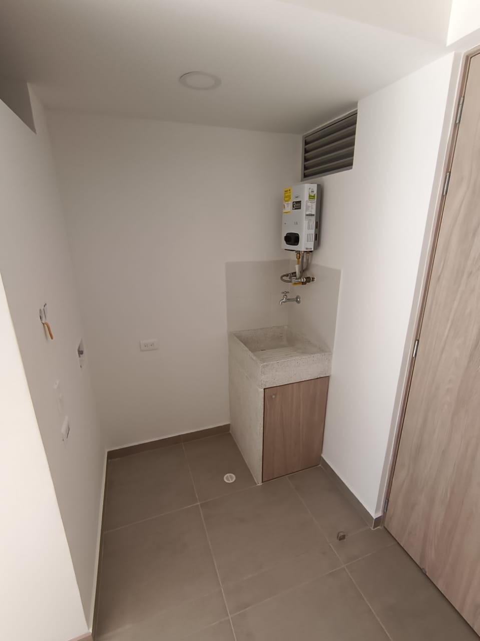 Arriendo Apartamento Calasanz