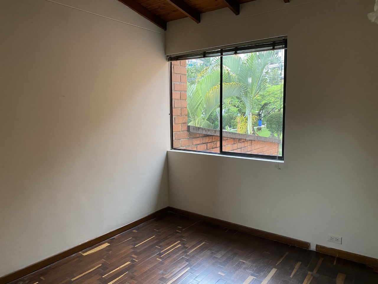 VENTA CASA EN ENVIGADO