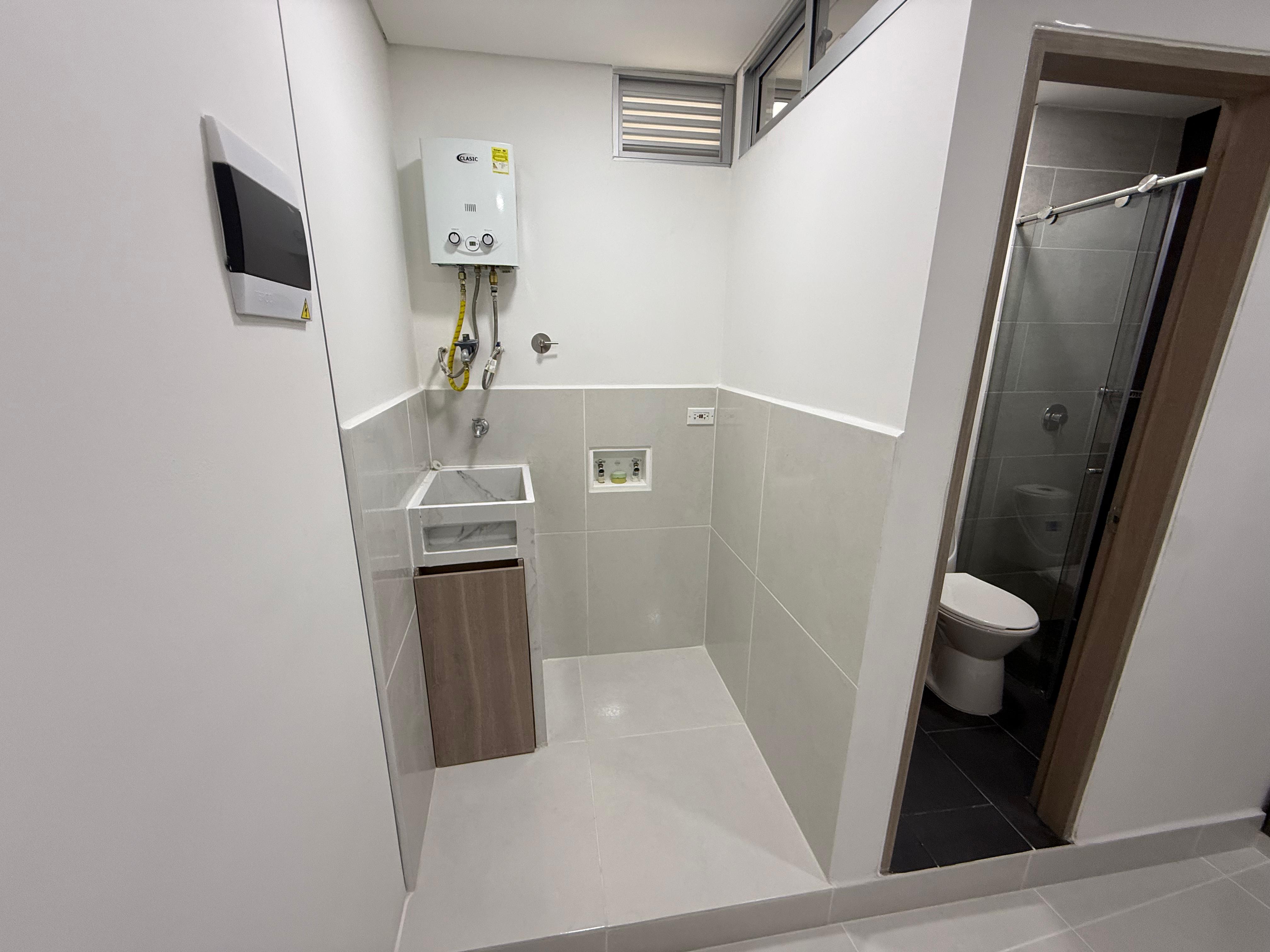 ARRIENDO APARTAESTUDIO EN NIQUIA PARTE BAJA