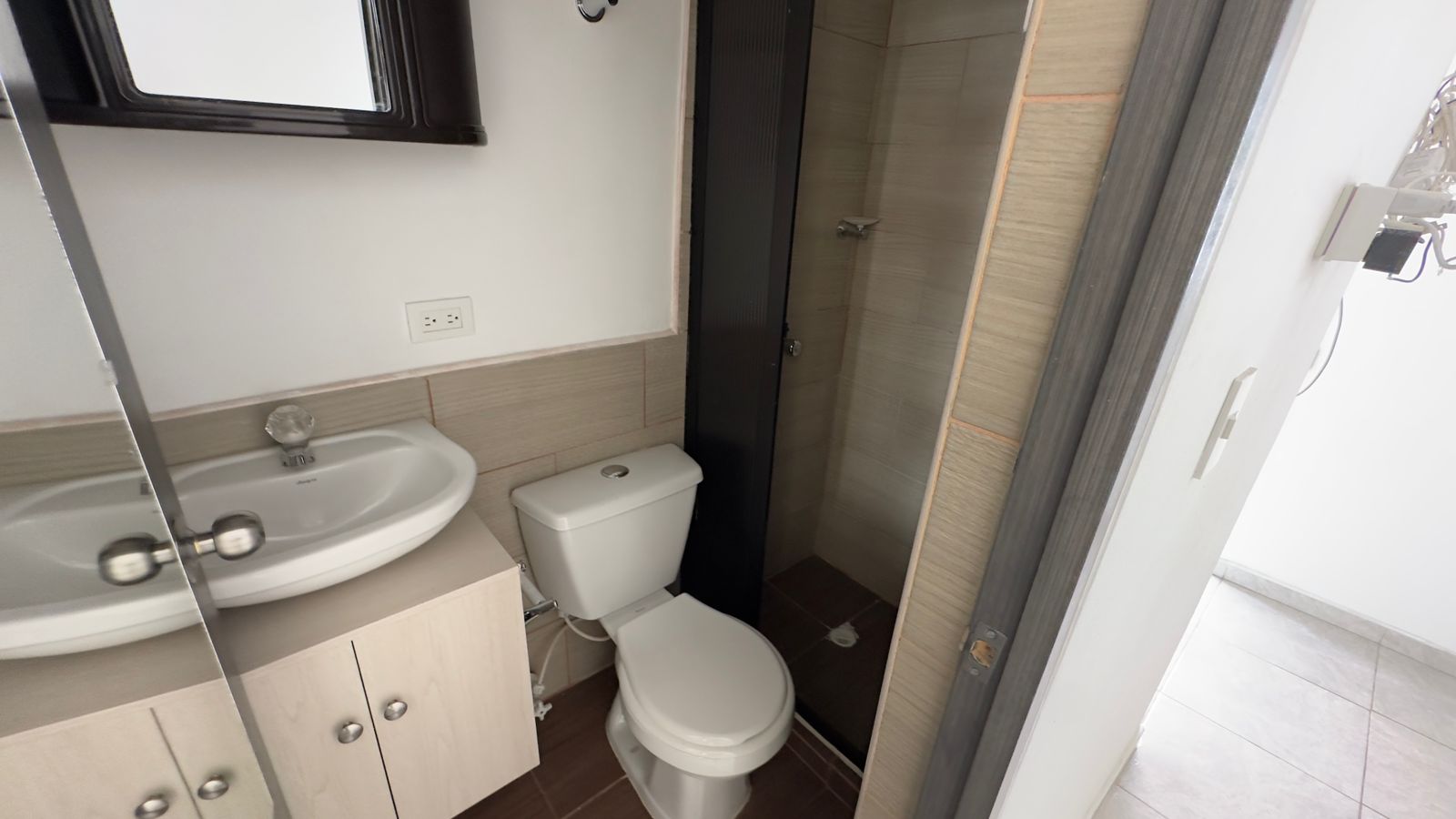 ARRIENDO APARTAESTUDIO EN BELEN LAS MERCEDES