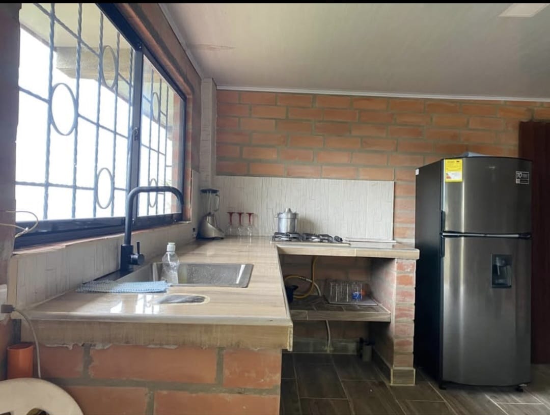 VENDO CASA FINCA EN FREDONIA