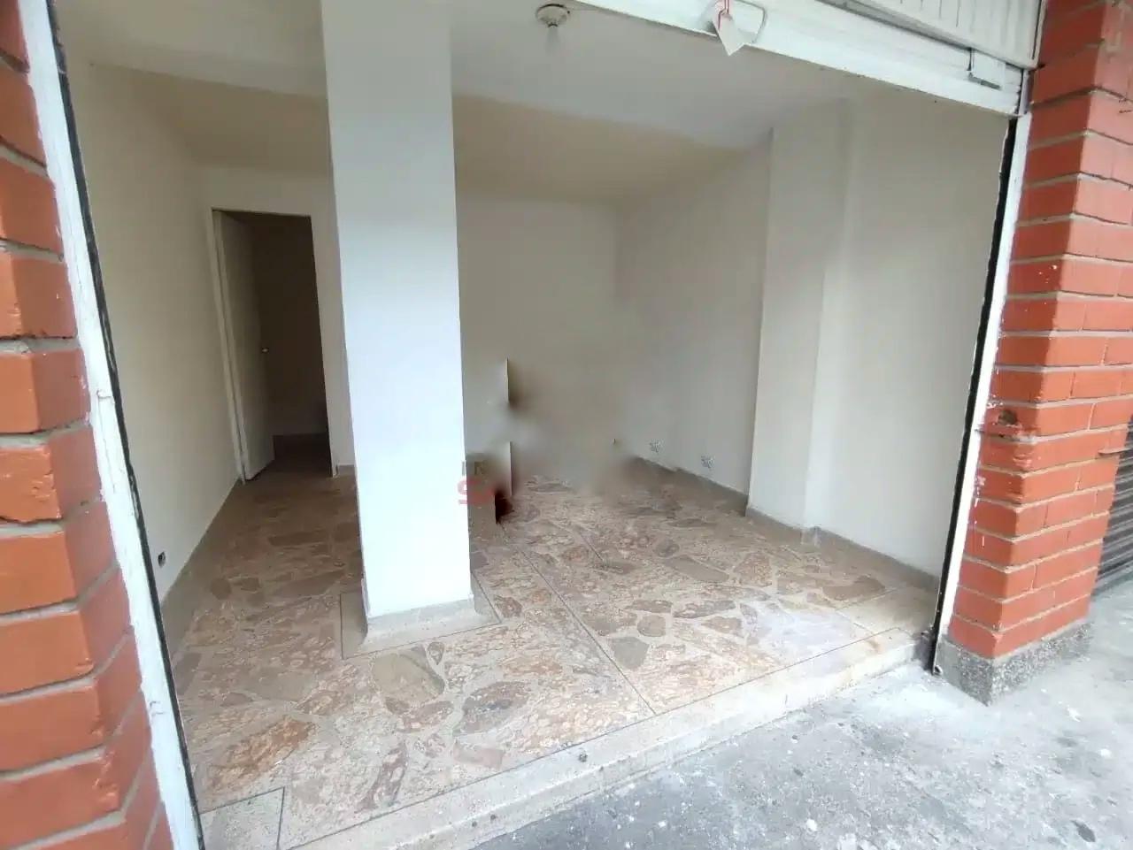 Arriendo Local Comercial cerca a Universidad Esumer