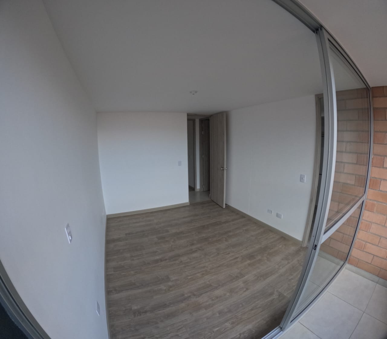 VENDO APARTAMENTO EN SABANETA LAS LOMITAS