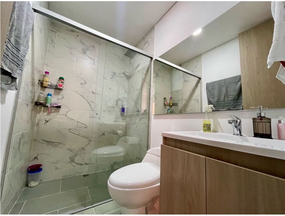 VENDO APARTAMENTO EN TOLEDO LA ESTRELLA