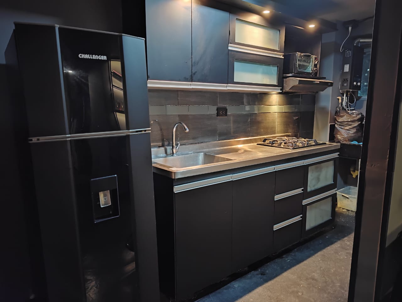 ARRIENDO APATAMENTO EN LA LOMA DE LOS BERNAL