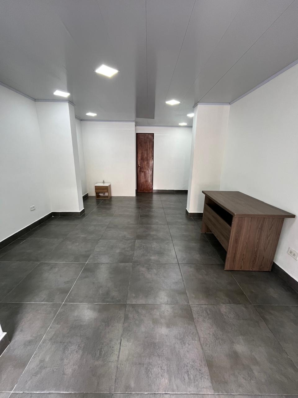 Arriendo Local Comercial Sector Santa Lucia