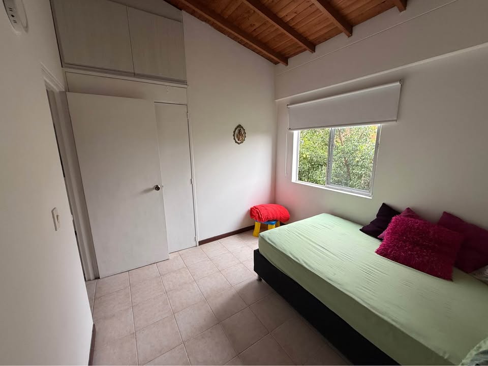 VENDO APARTAMENTO EN LAURELES