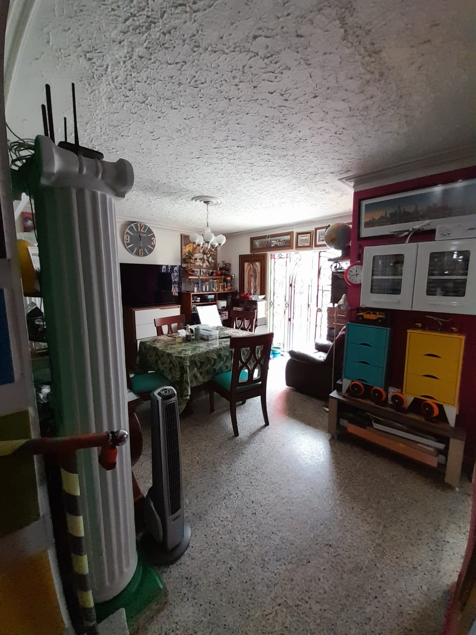 VENDO CASA EN SANTA TERESITA