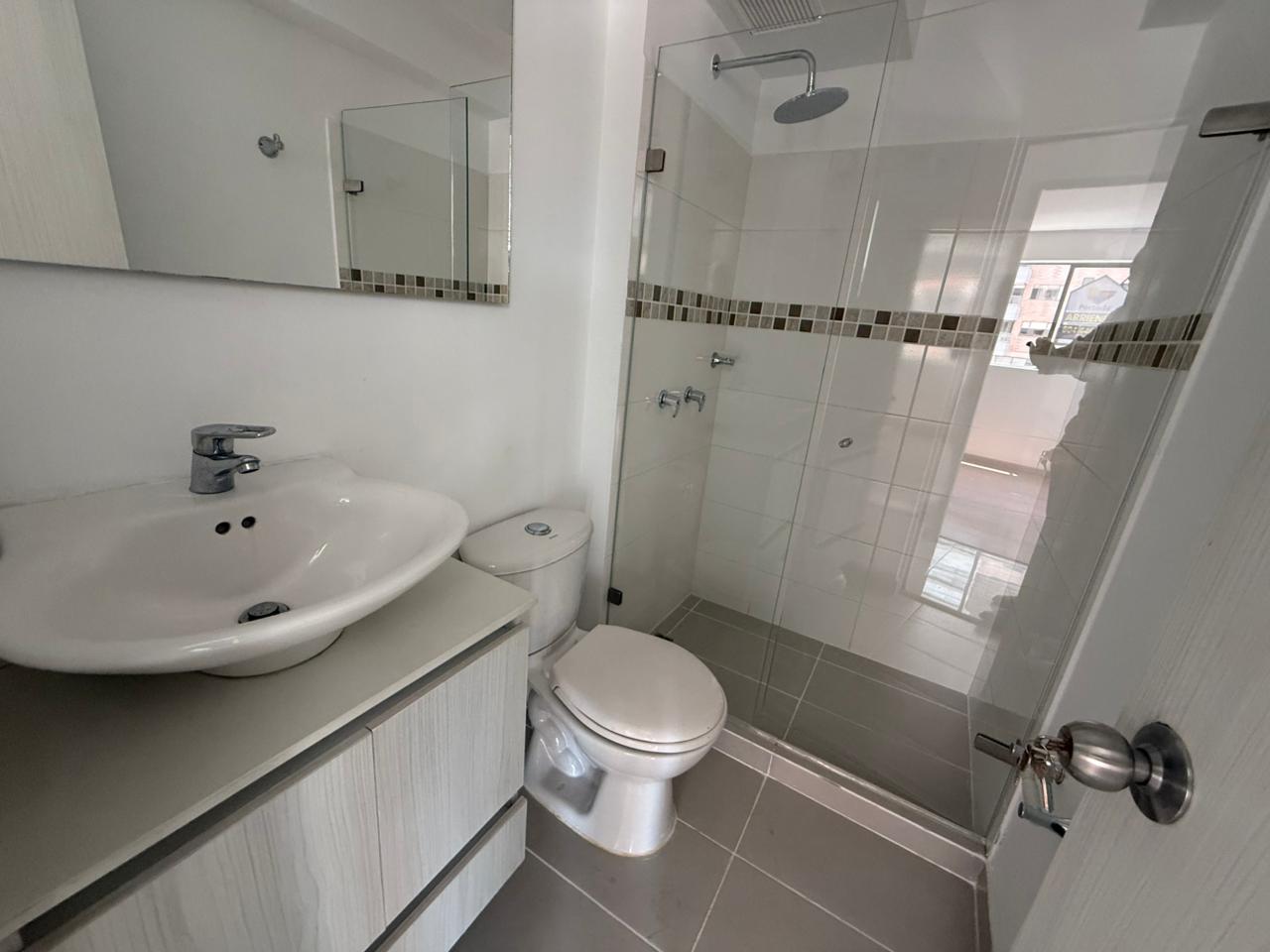 ARRIENDO APARTAMENTO EN SANTA ANA BELLO