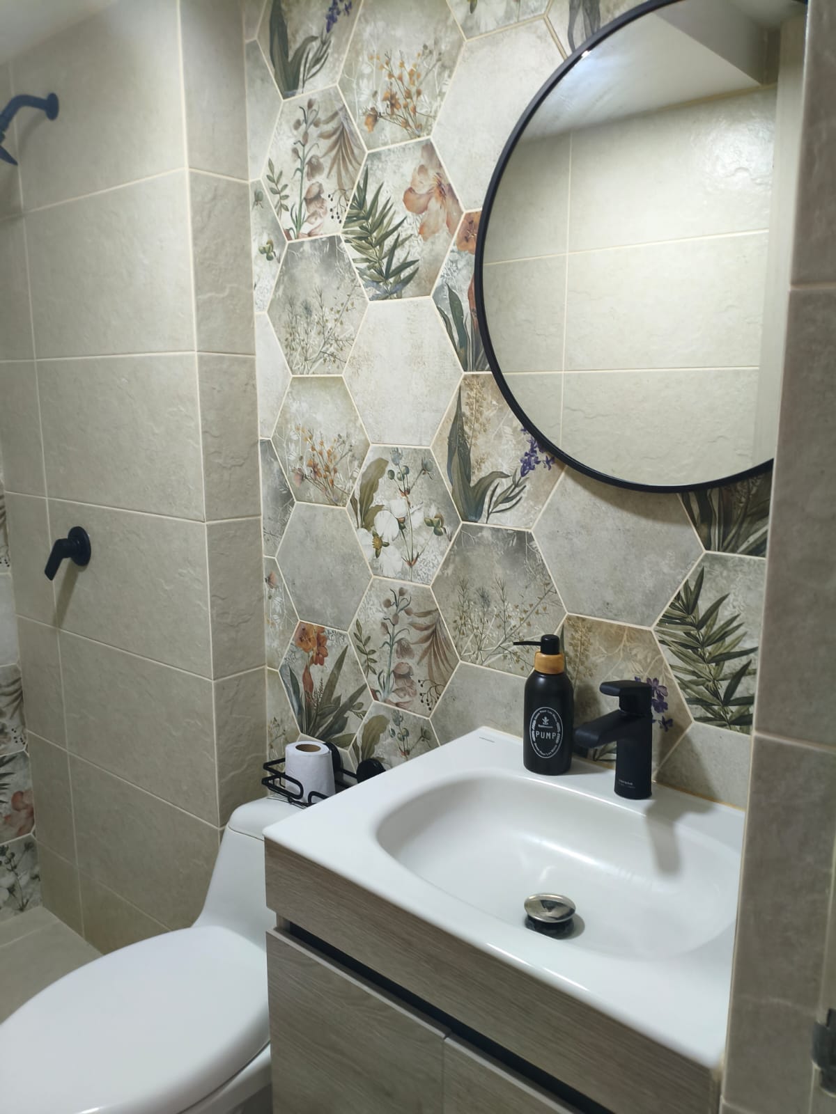 VENDO APARTAMENTO EN LA LOMA DE LOS BERNAL