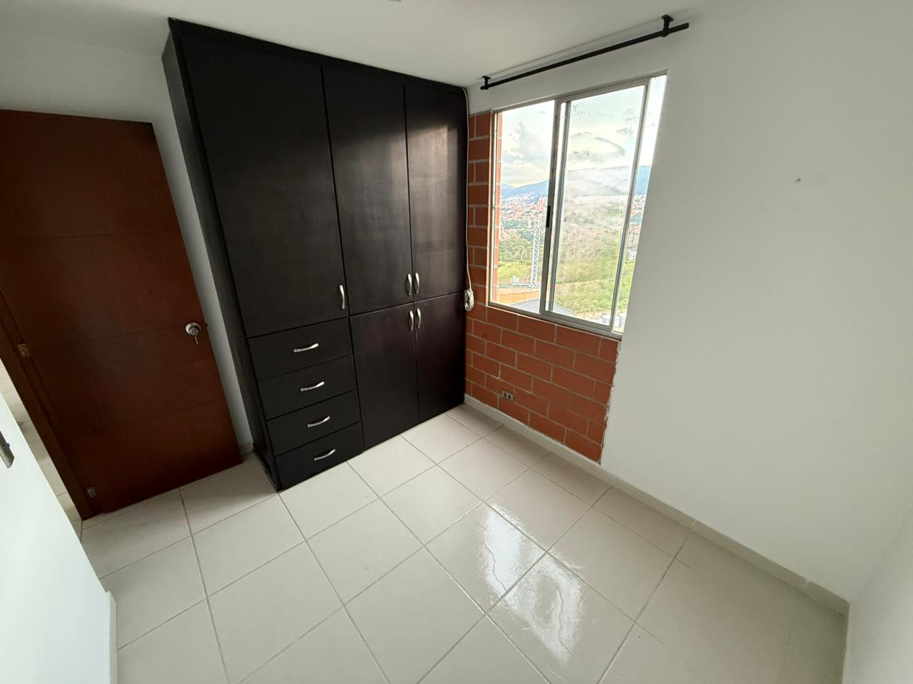 ARRIENDO APARTAMENTO EN CALASANZ PARTE ALTA