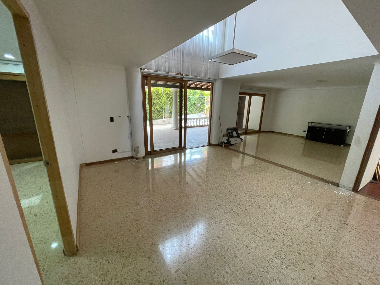 ARRIENDO CASA EN EL POBLADO EL TESORO