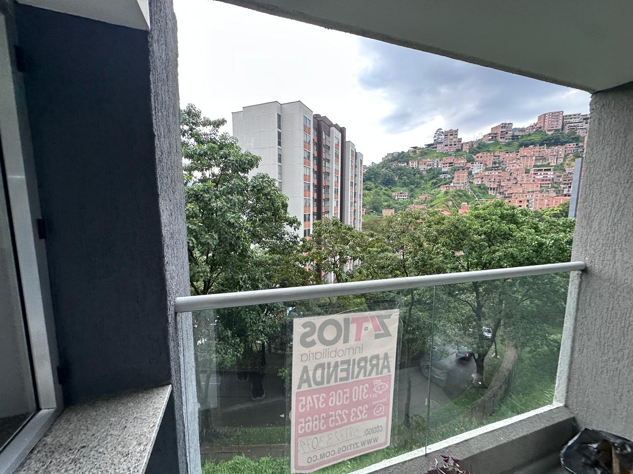 ARRIENDO APARTAMENTO EN LA LOMA DE LOS BERNAL