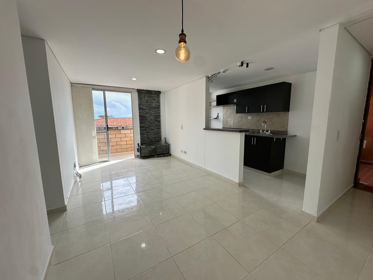 ARRIENDO APARTAMENTO EN RODEO ALTO