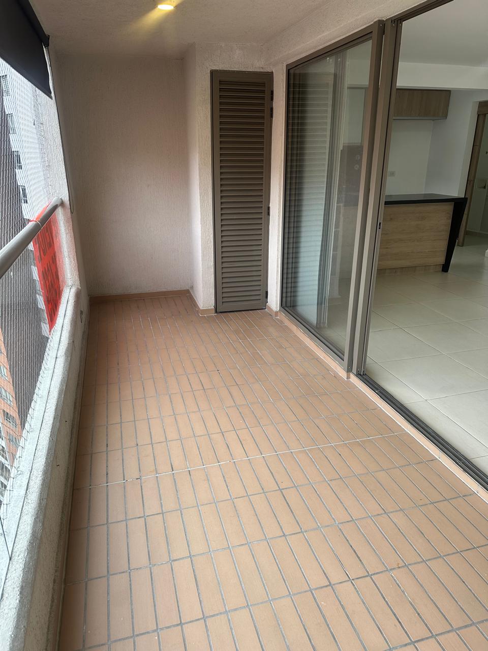 VENDO APARTAMENTO EN LA LOMA DE LOS BERNAL
