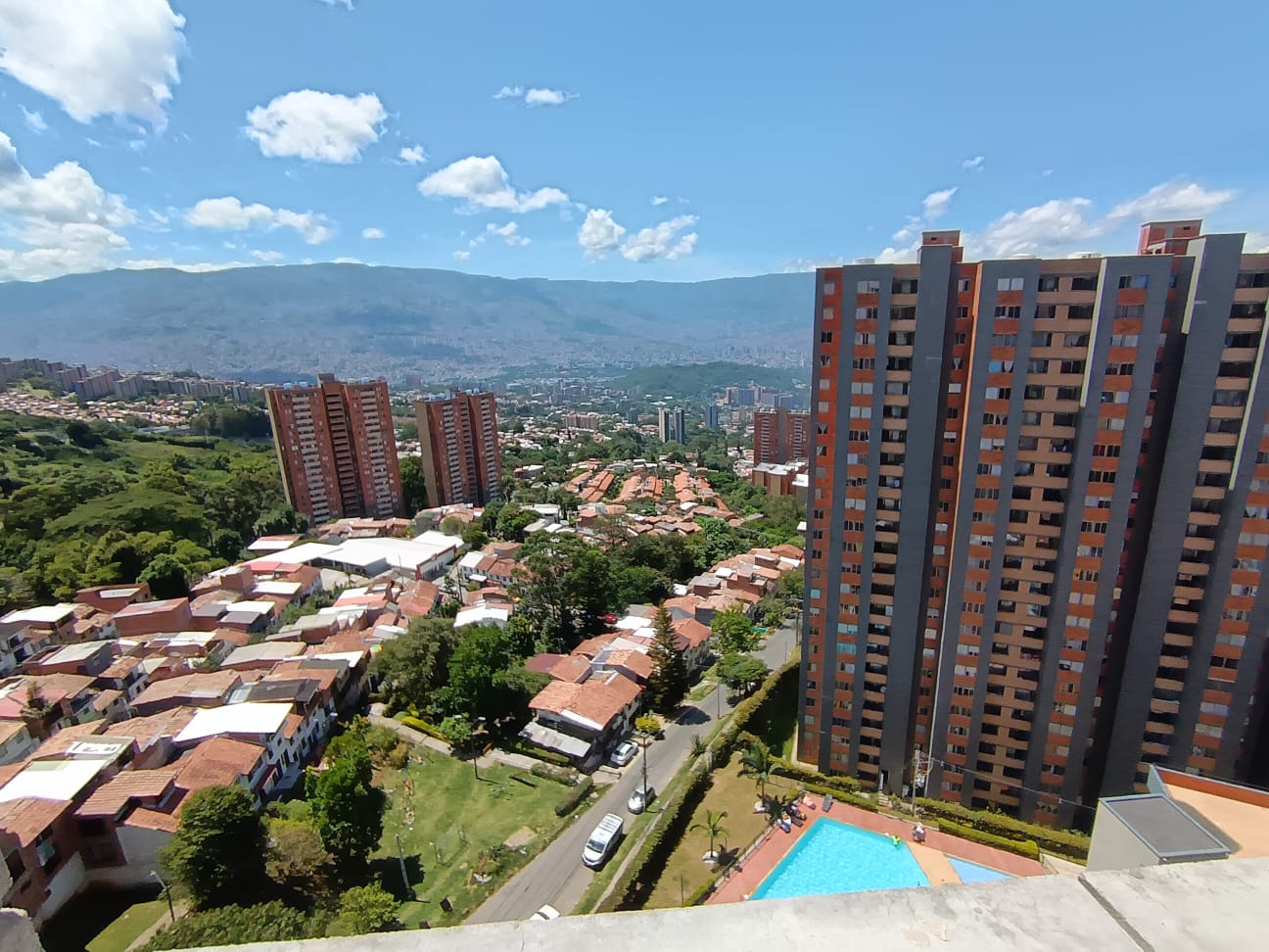 Vendo Apartamento Robledo Pajarito