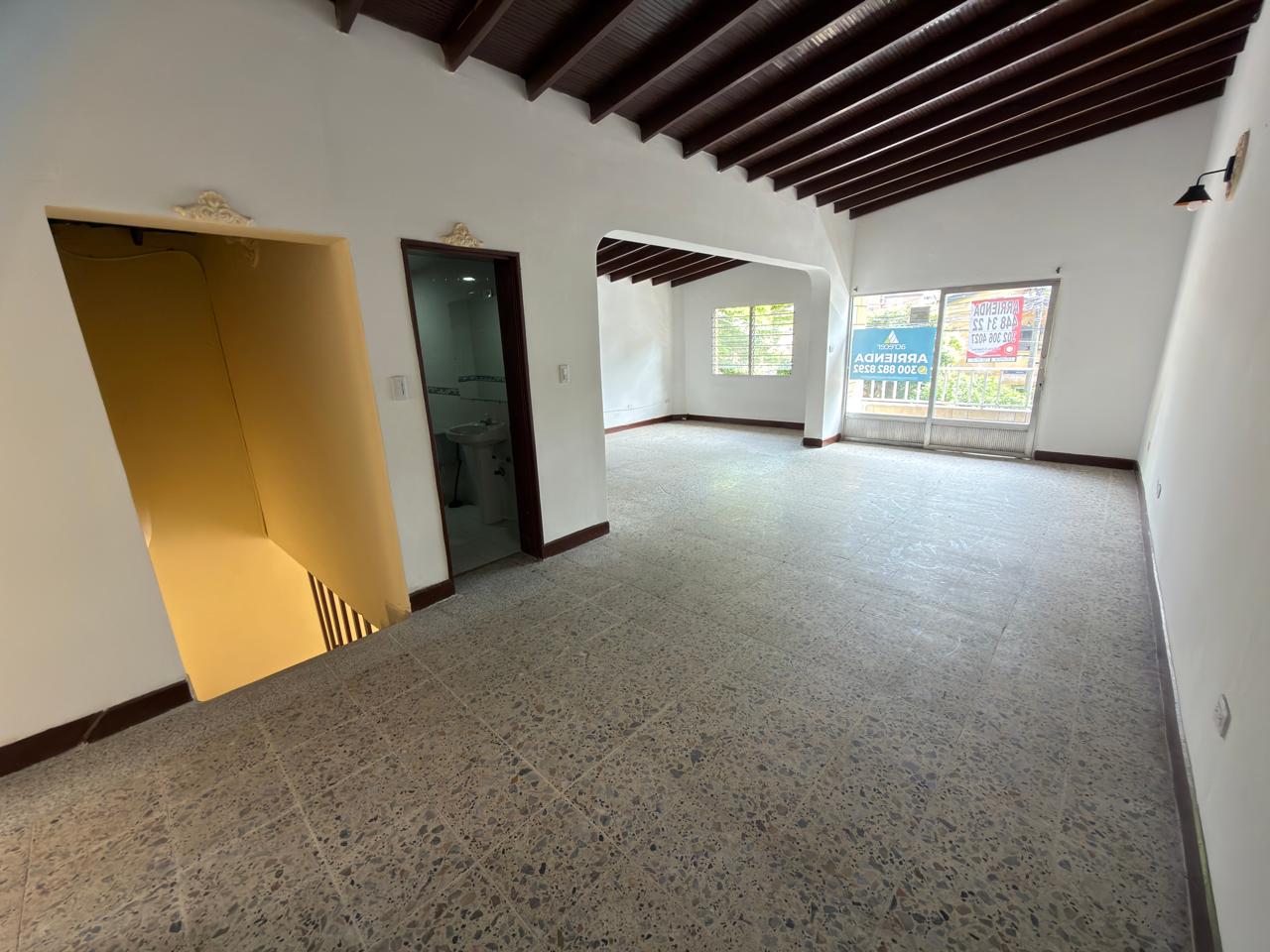 ARRIENDO CASA COMERCIAL EN CALASANZ