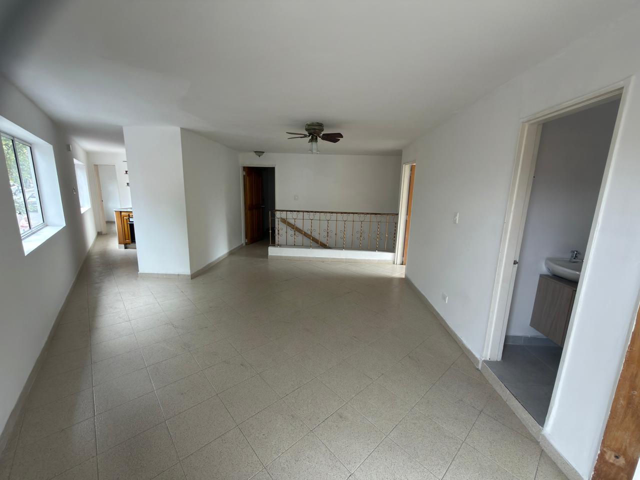 ARRIENDO CASA COMERCIAL EN BELEN LA GLORIA