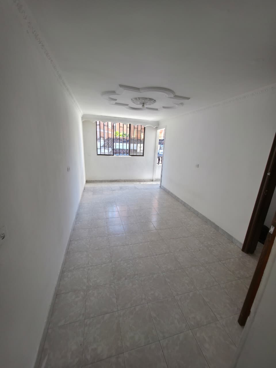 ARRIENDO APARTAMENTO EN LA AMERICA