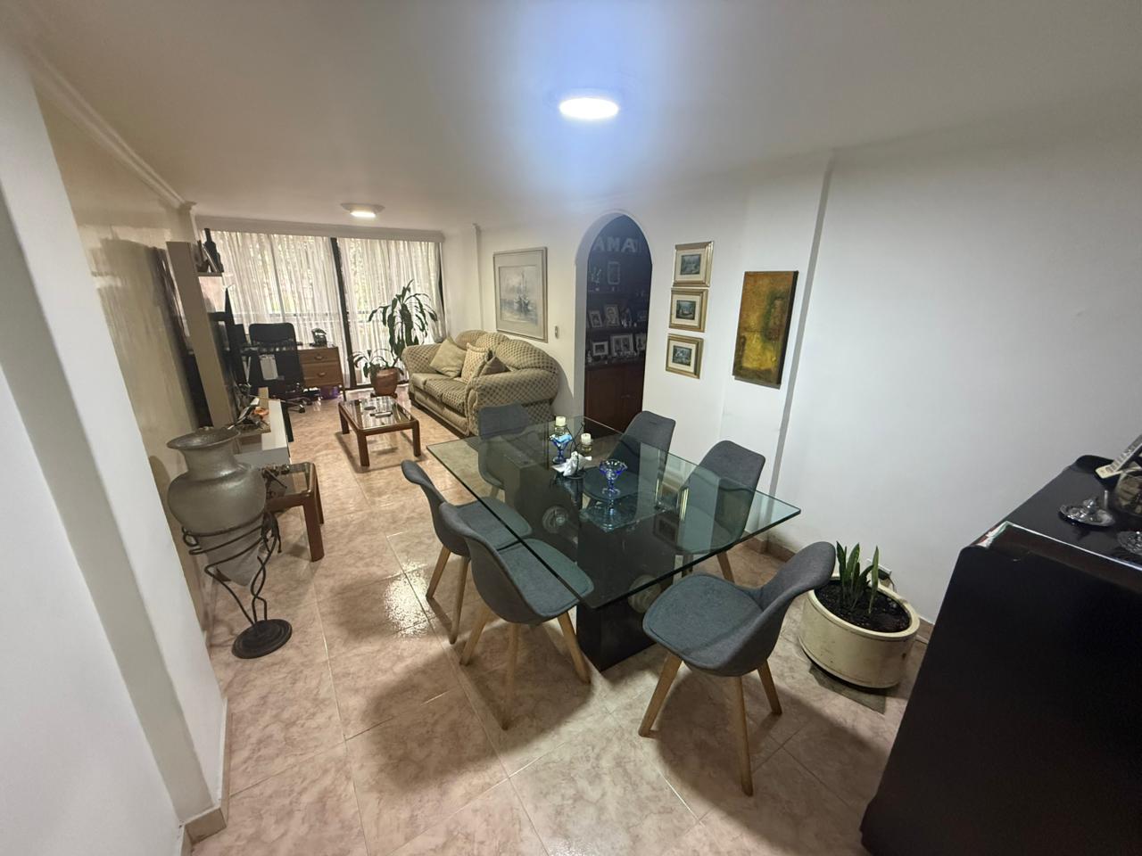 VENDO APARTAMENTO EN ROBLEDO ALTAMIRA
