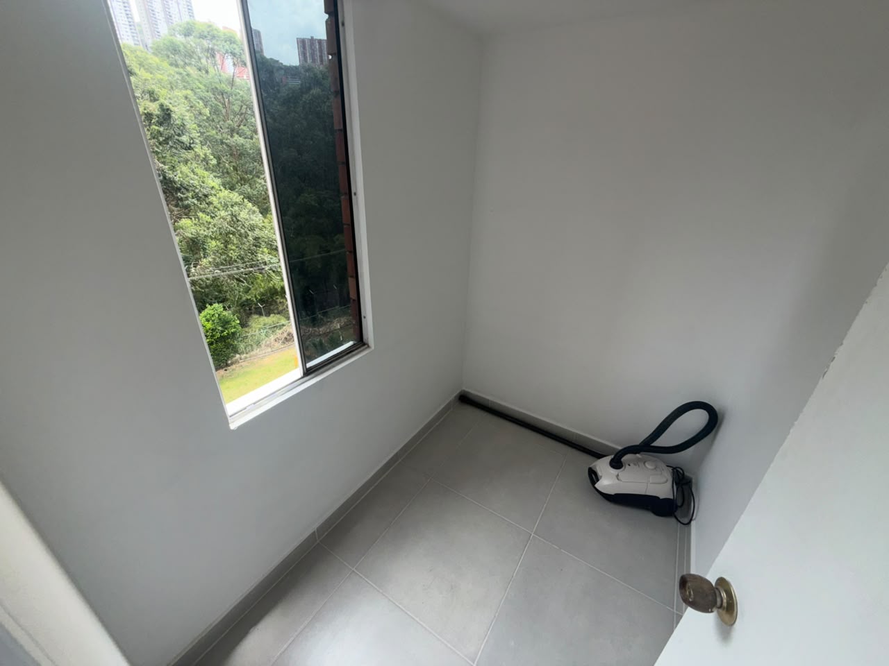 ARRIENDO APARTAMENTO DUPLEX EN CALASANZ