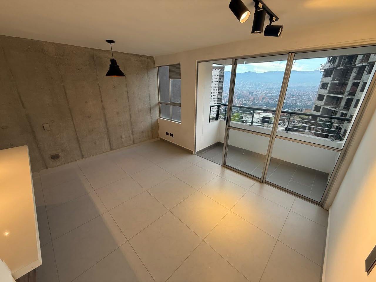 Arriendo Apartamento Calasanz parte Alta