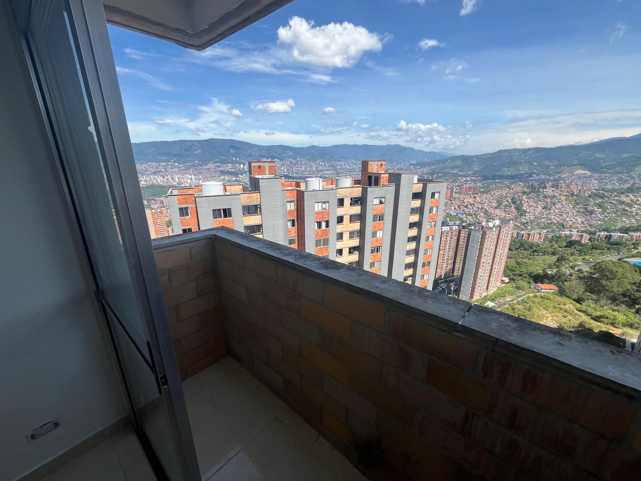 Arriendo Apartamento Robledo Pajarito