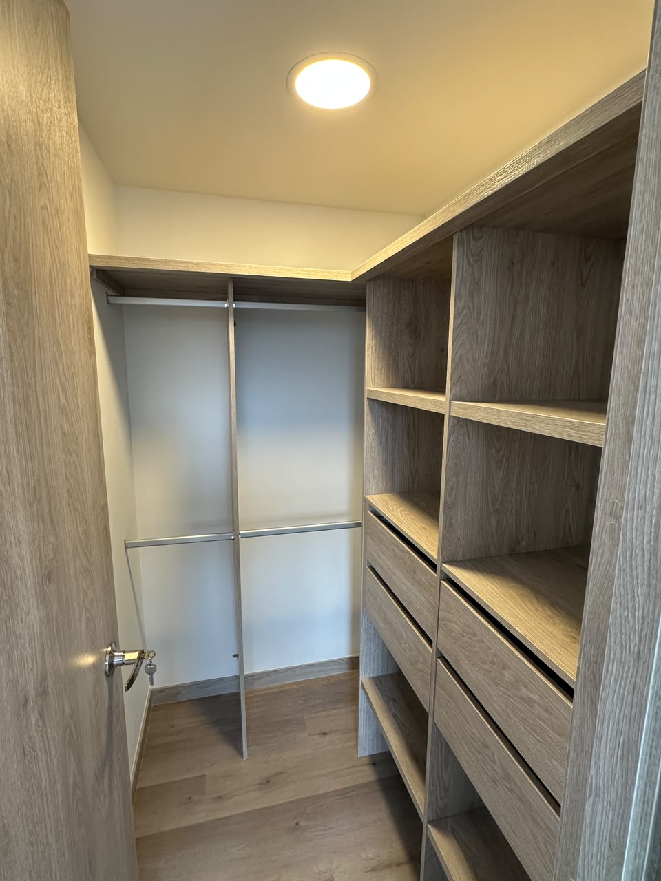 ARRIENDO APARTAMENTO EN CUIDAD DEL RIO
