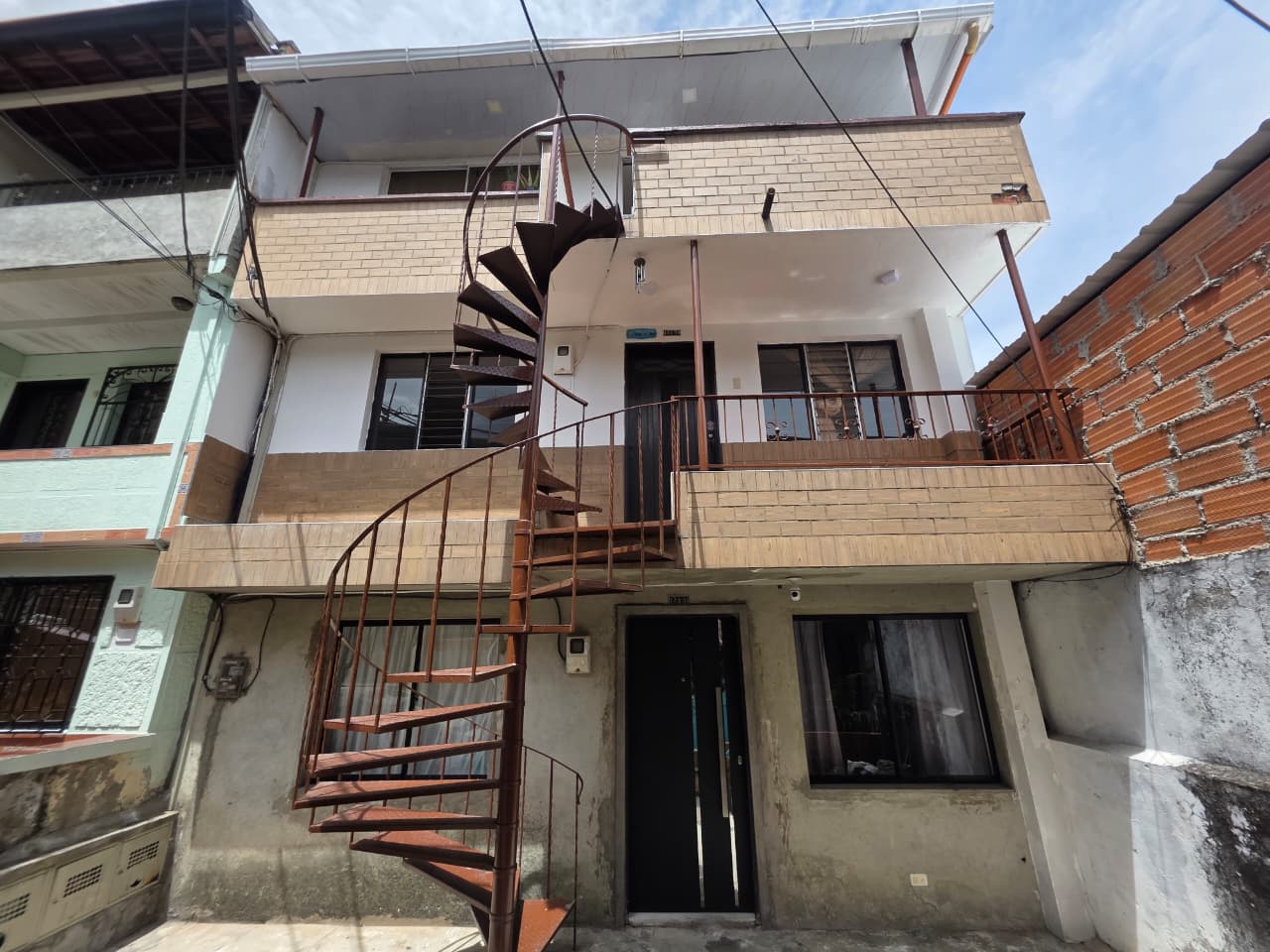 ARRIENDO APARTAMENTO EN SAN JAVIER LA LOMA