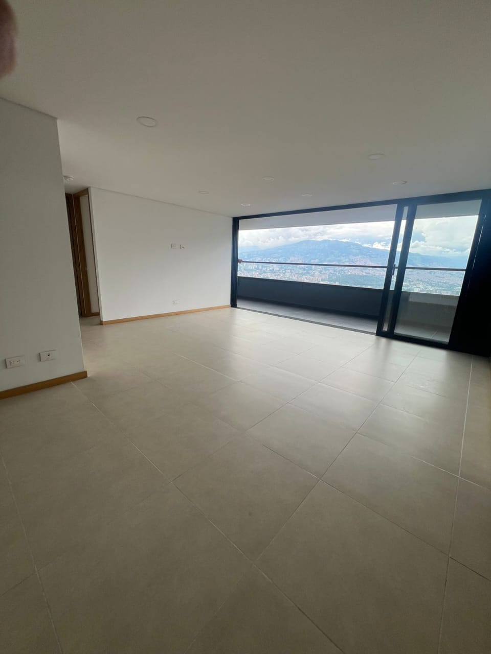 ARRIENDO APARTAMENTO EN TIERRA GRATA BUENOS AIRES