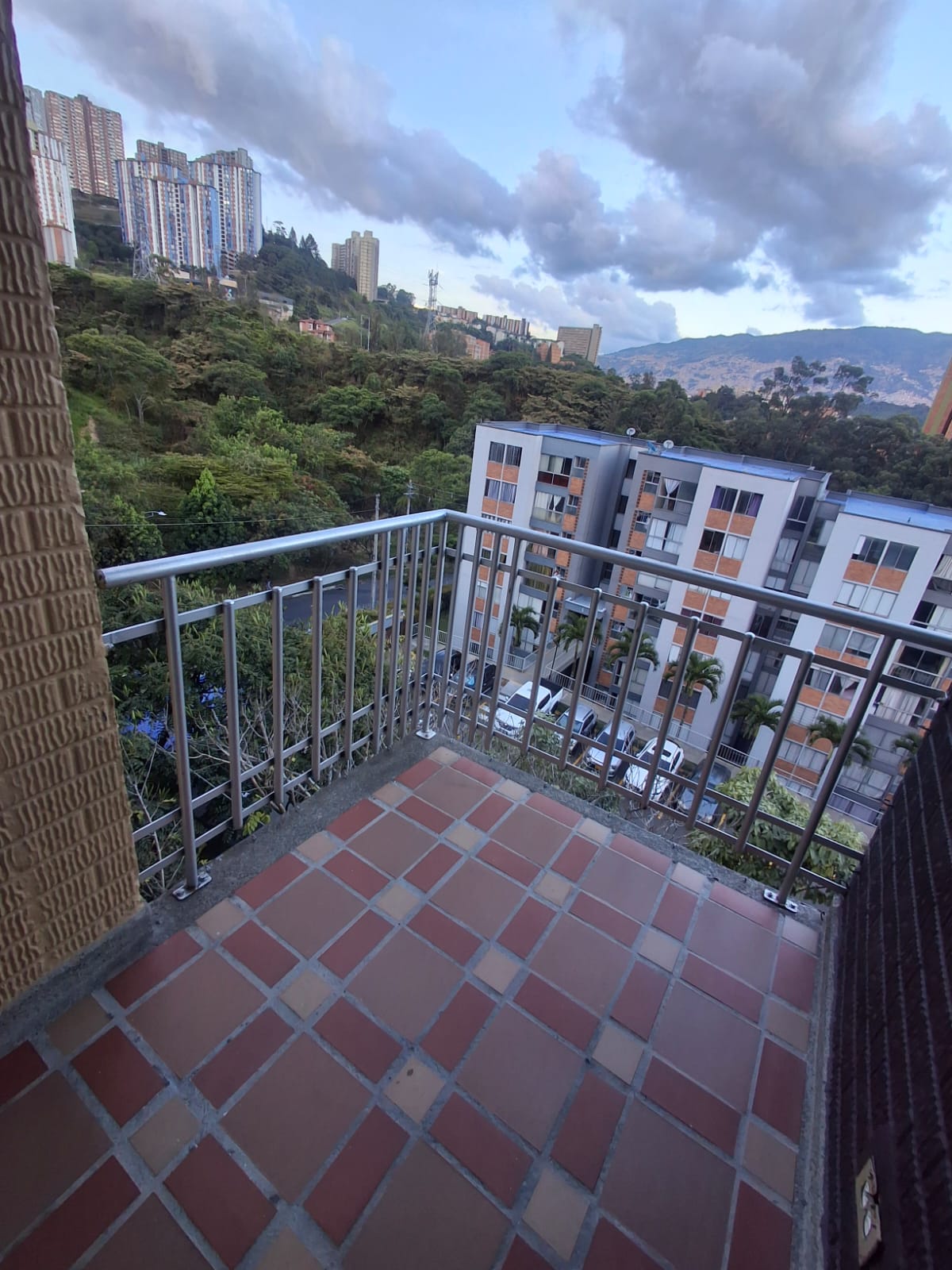 Arriendo Apartamento Calasanz