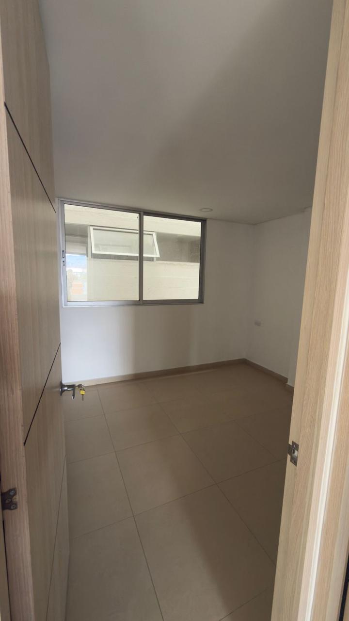 VENDO APARTAMENTO EN ANDALUCIA BELLO