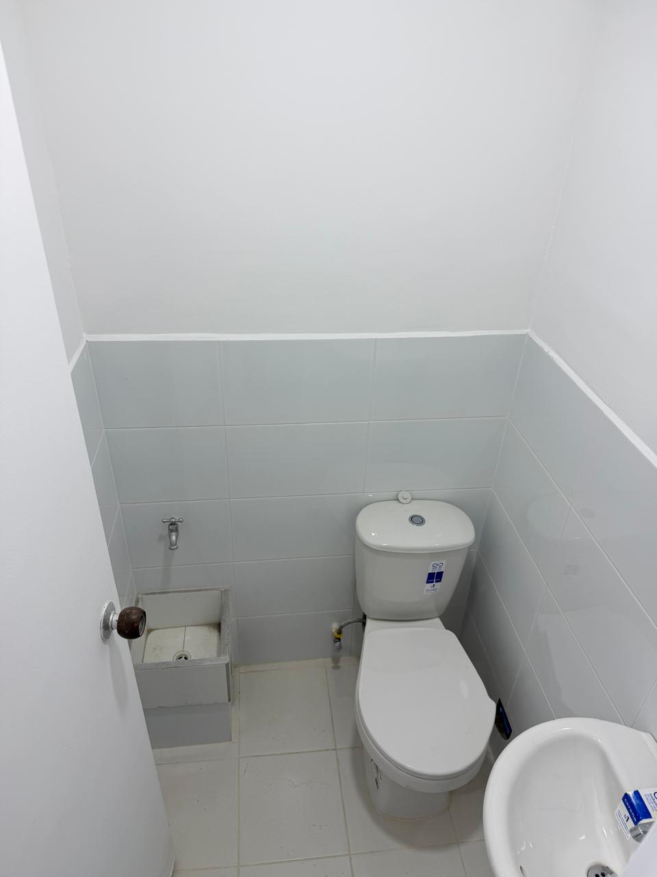 ARRIENDO OFICINAS EN LAURELES