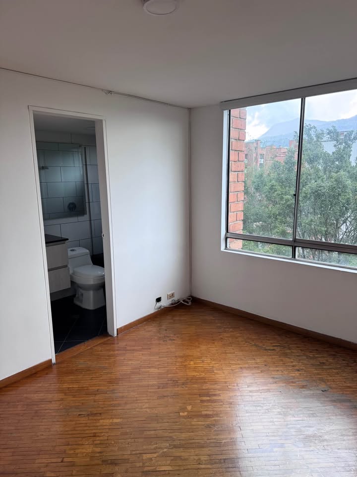 ARRIENDO APARTAMENTO EN LA CASTELLANA