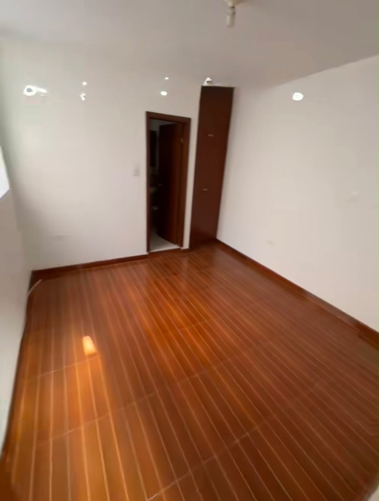 ARRIENDO CASA EN LAURELES NOGAL