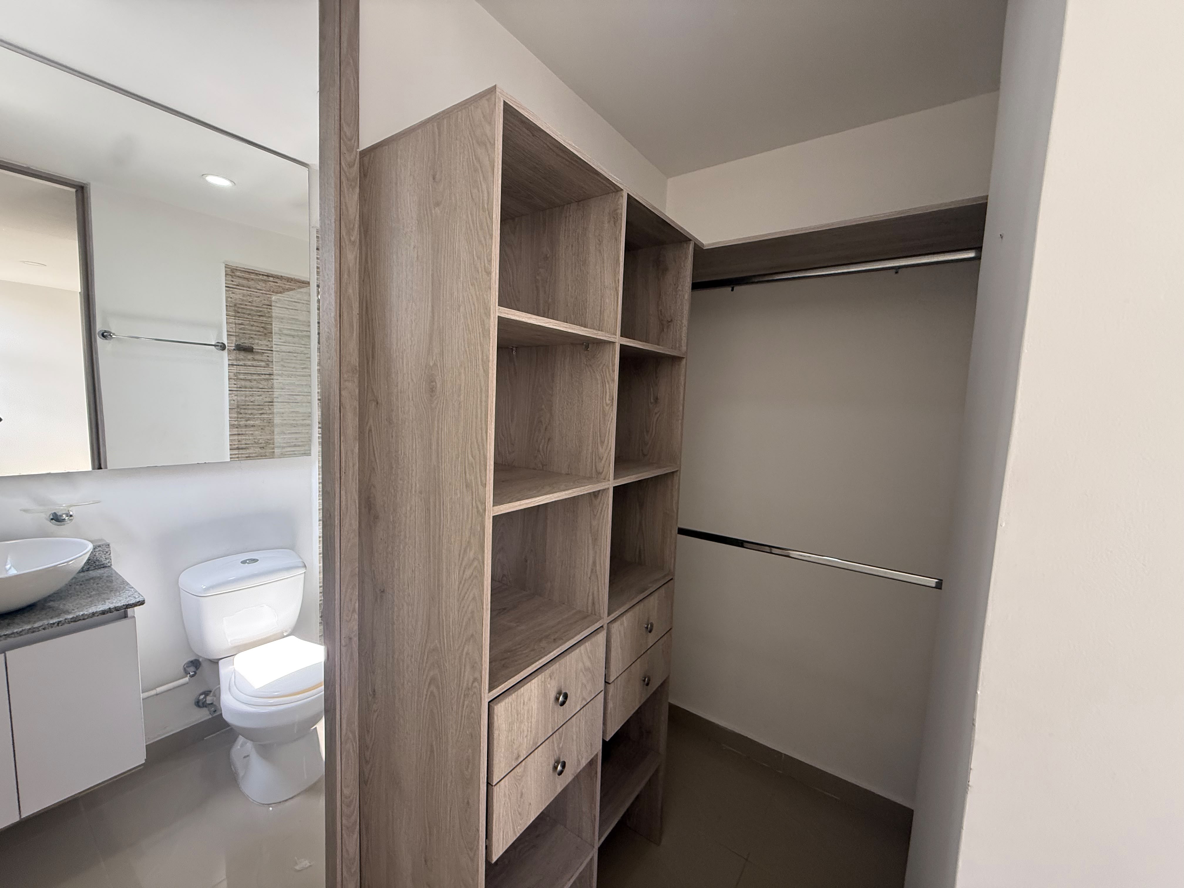 Arriendo Apartamento Laureles