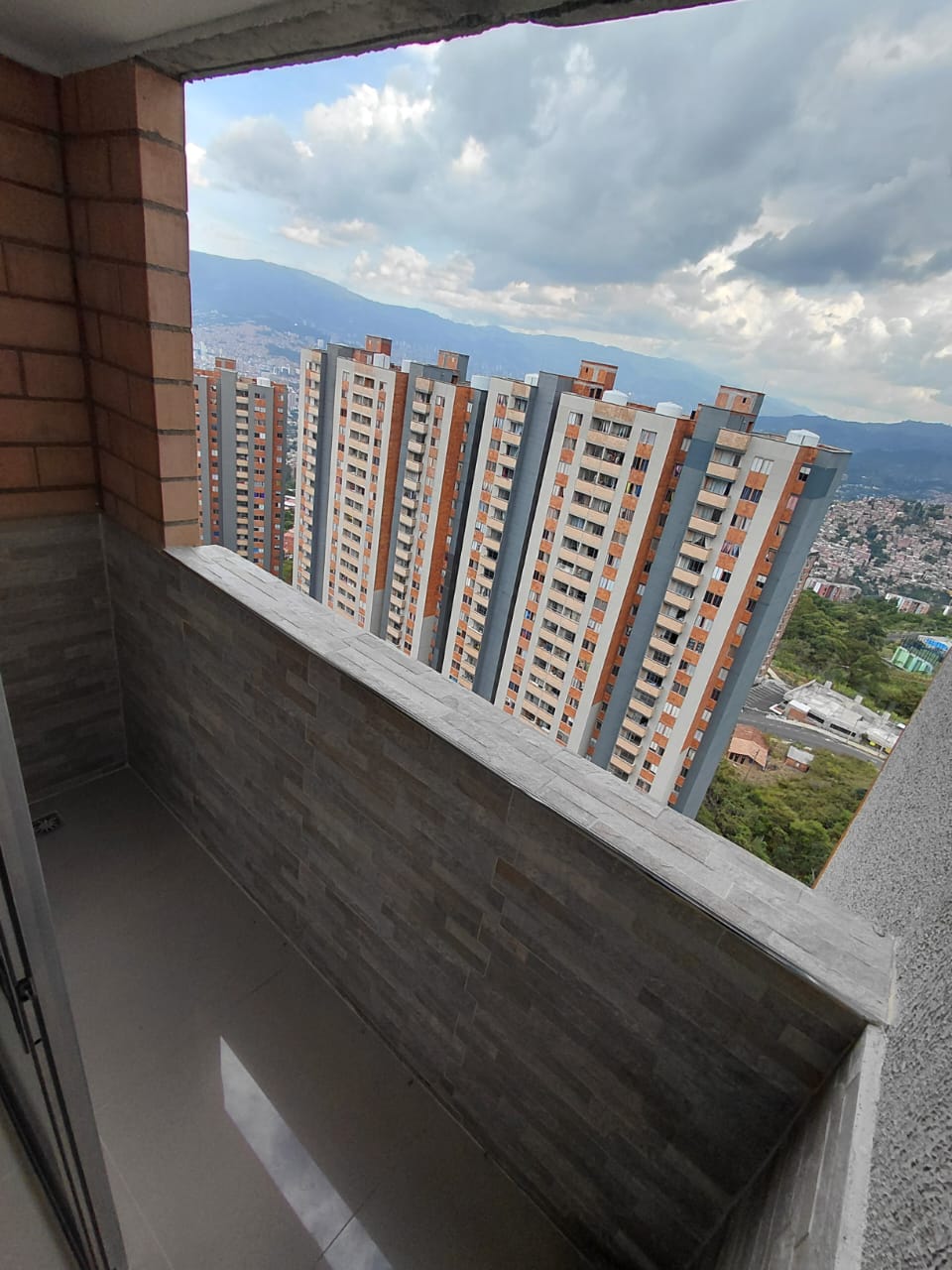 Arriendo Apartamento Robledo Pajarito