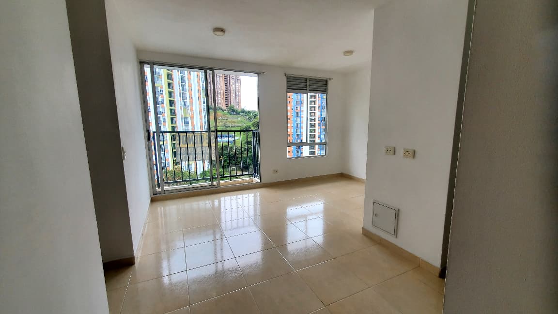 Arriendo apartamento en Calasanz