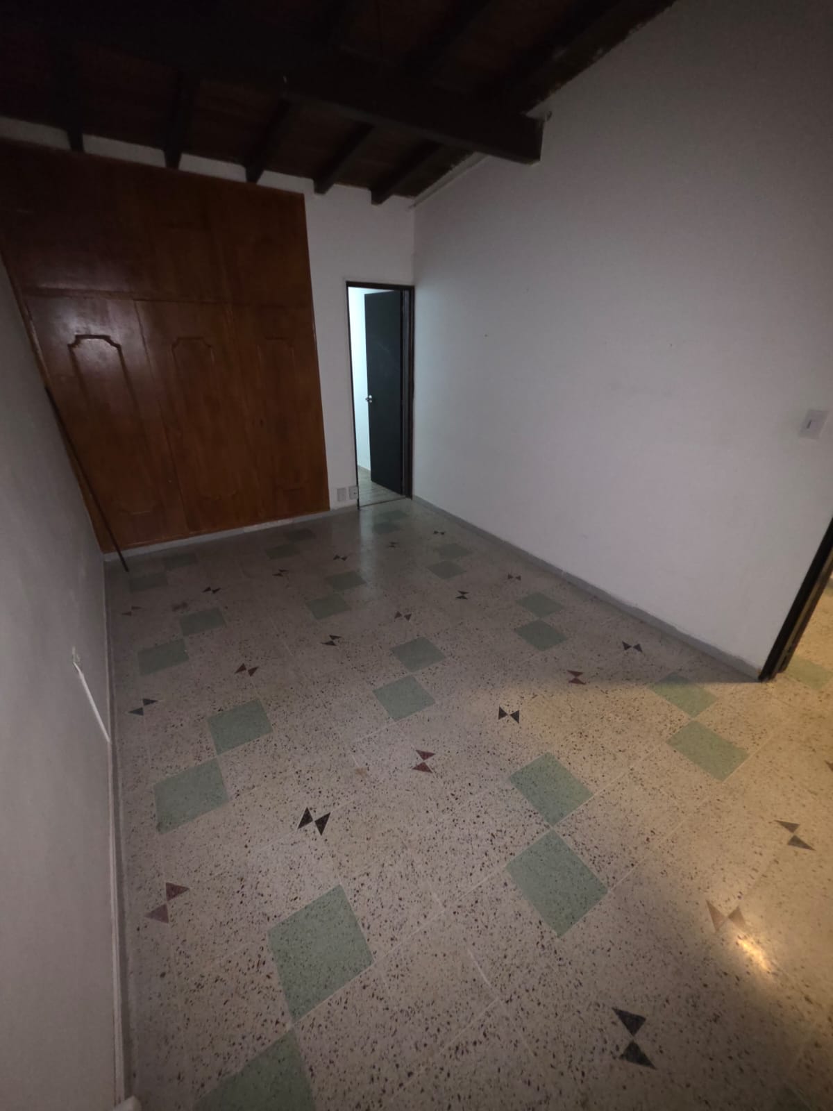 ARRIENDO CASA COMERCIAL EN CALASANZ