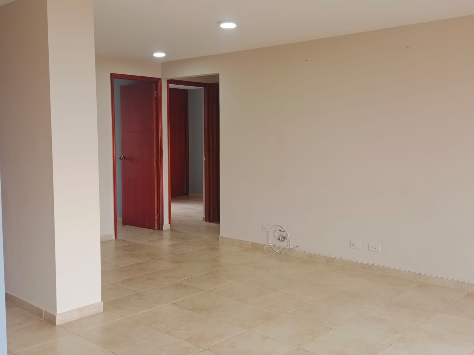 Se arrienda apartamento en laureles