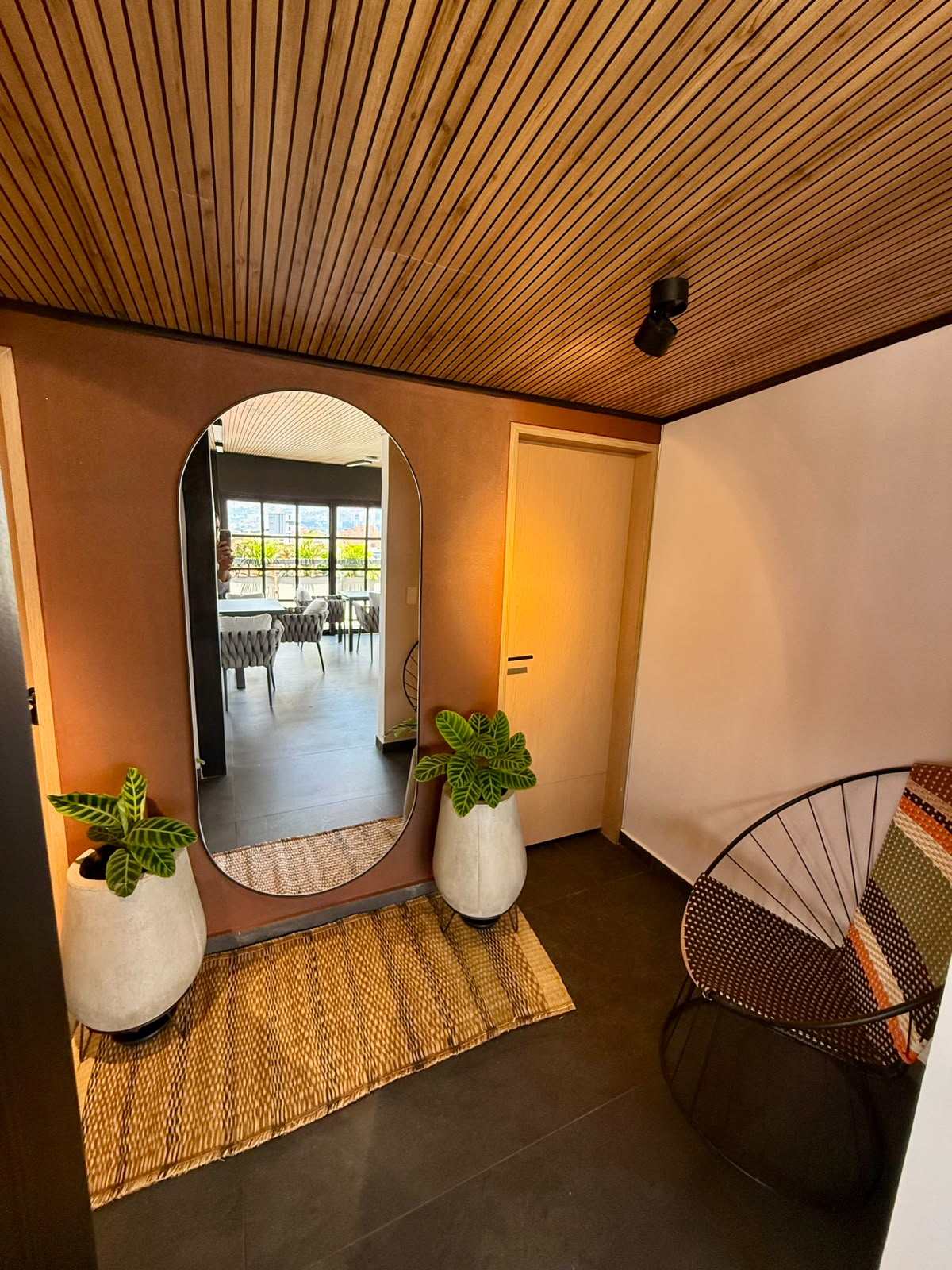 ARRIENDO SUITES AMOBLADAS EN BELEN ROSALES