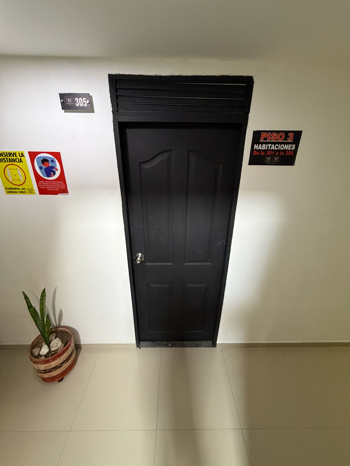 VENDO HOTEL EN LAURELES